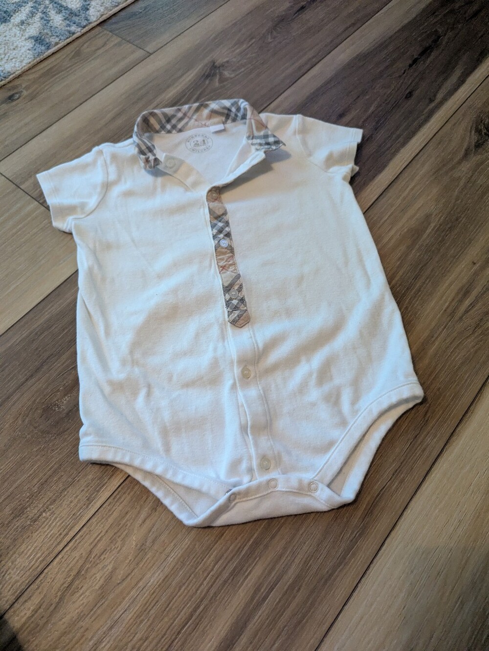 Burberry Children Signature Print Collored Onsie